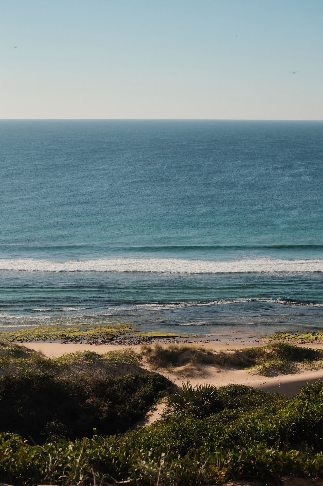 Bright midday light on the Indian Ocean